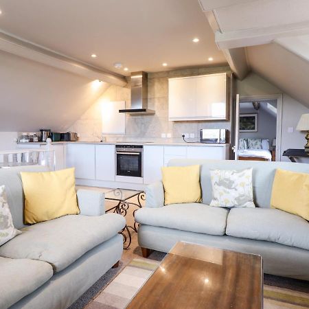 Rock House Apartment Ньютаун Екстер'єр фото