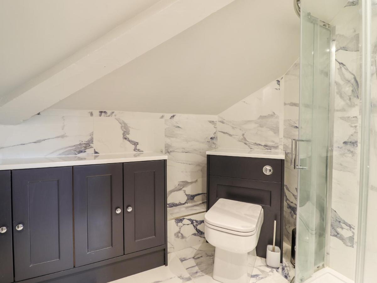 Rock House Apartment Ньютаун Екстер'єр фото